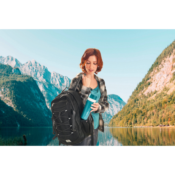 myLAICA rozsdamentes matt bordóra festett fast disk rendszerű vízszűrő kulacs pánttal, 0,55 literes