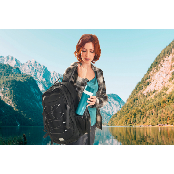 myLAICA rozsdamentes matt bordóra festett fast disk rendszerű vízszűrő kulacs pánttal, 0,55 literes