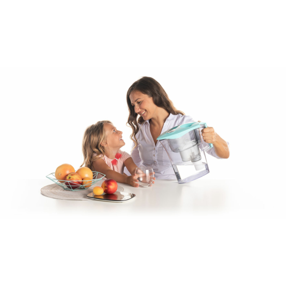 LAICA MikroPLASTIK-STOP vízszűrő kancsó szett mechanikus kijelzővel 1 db bi-flux univerzális szűrőbetéttel és 1 db MikroPLASTIK- STOP szűrőbetéttel